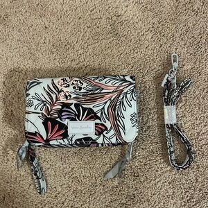 Vera Bradley wallet
NWOT